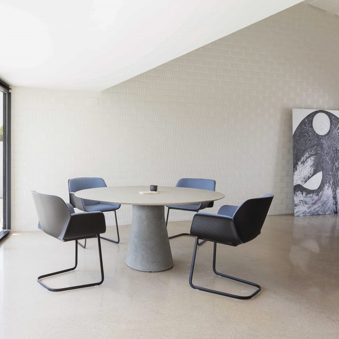 reverse-lounge-table-andreu-world-mgf-muebles-garcia-ferrer-mesa-redonda-diseño